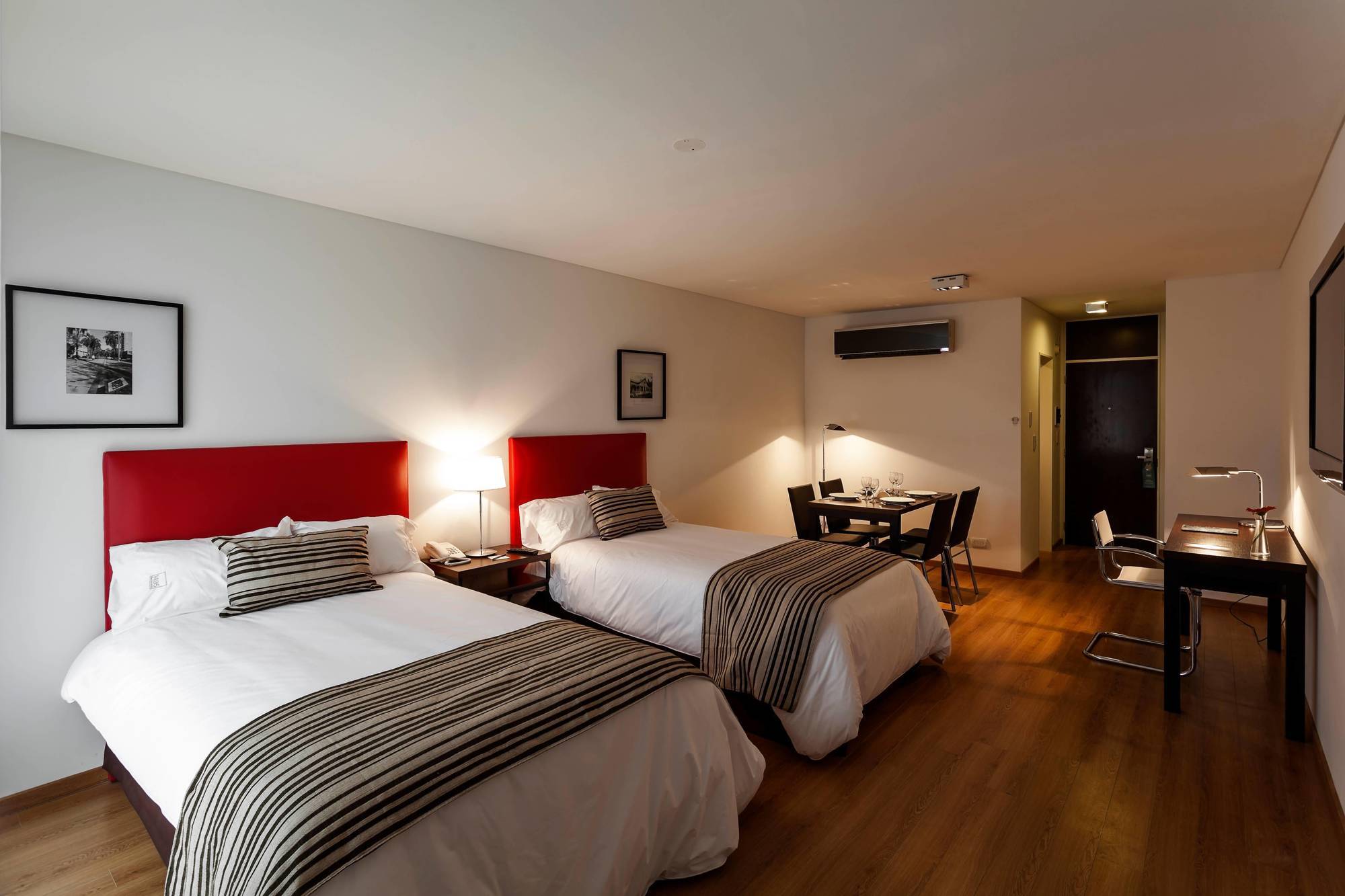 1495 Apart Rosario Luaran gambar