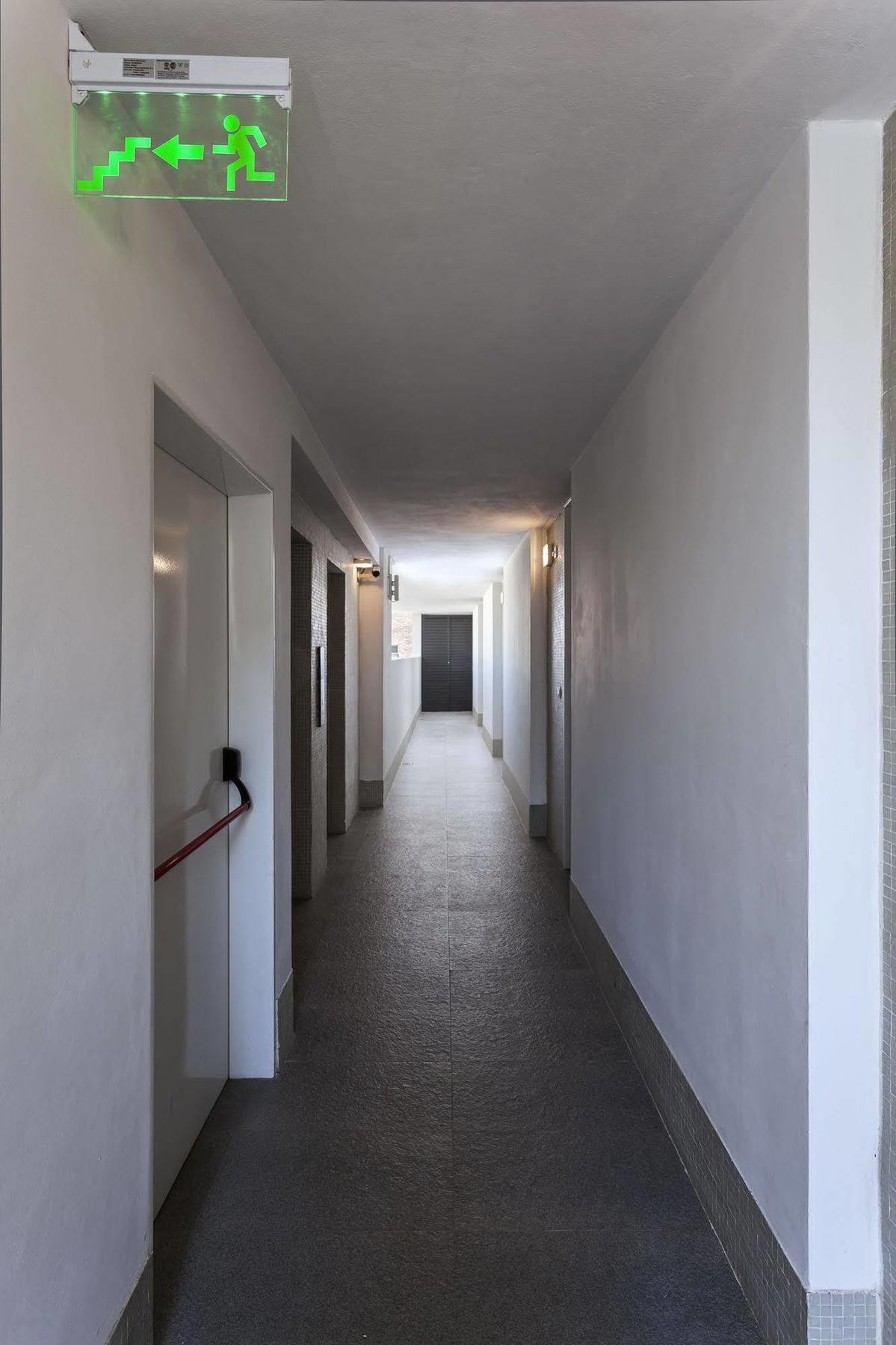 1495 Apart Rosario Luaran gambar