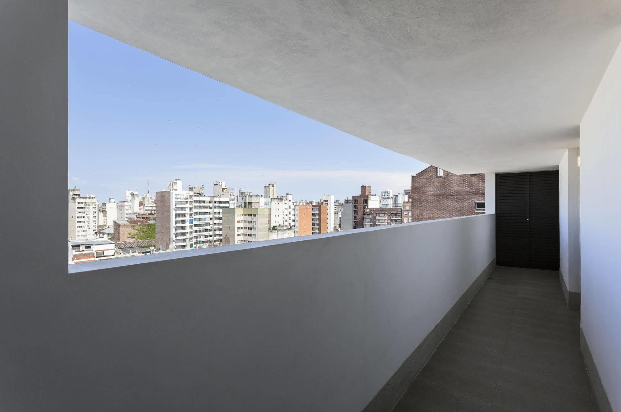 1495 Apart Rosario Luaran gambar
